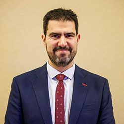 Dr. Maximiliano Campos Ríos