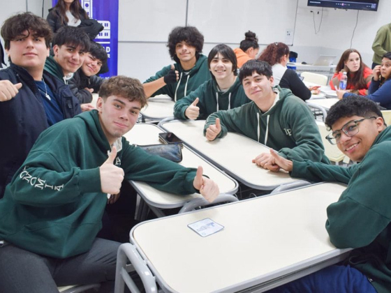 007/ECU/2024 - Establecer ámbitos de articulación entre escuelas y universidades