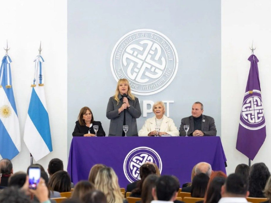 Funcionarios y agentes municipales completaron diplomados dictados junto a la USPT